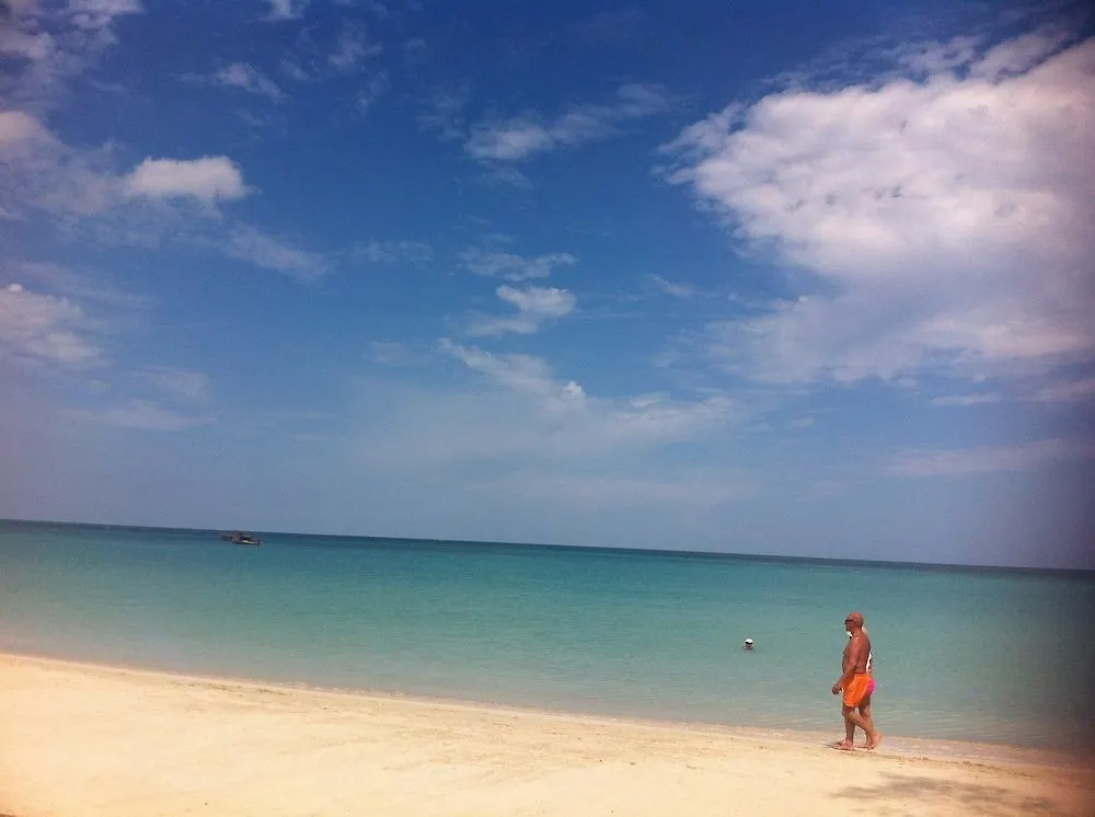 Roots Cafe Rooms Negril Giamaica